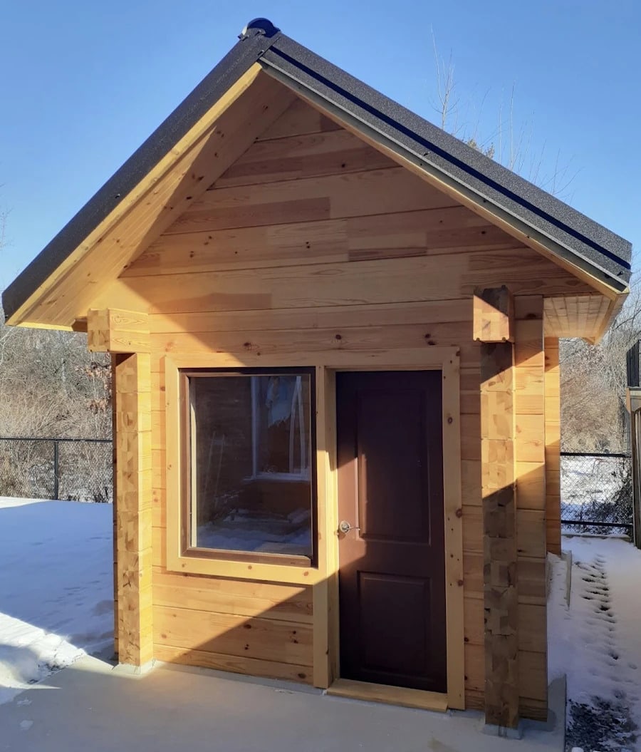 Ein kleines Bad aus Holz: Gemütlichkeit und Komfort, das Projekt "Idee"   